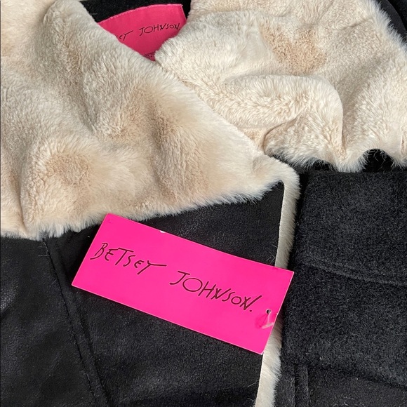 NWT Betsy Johnson Penny Lane Faux Fur Collar Black Jacket Coat - Picture 4 of 11